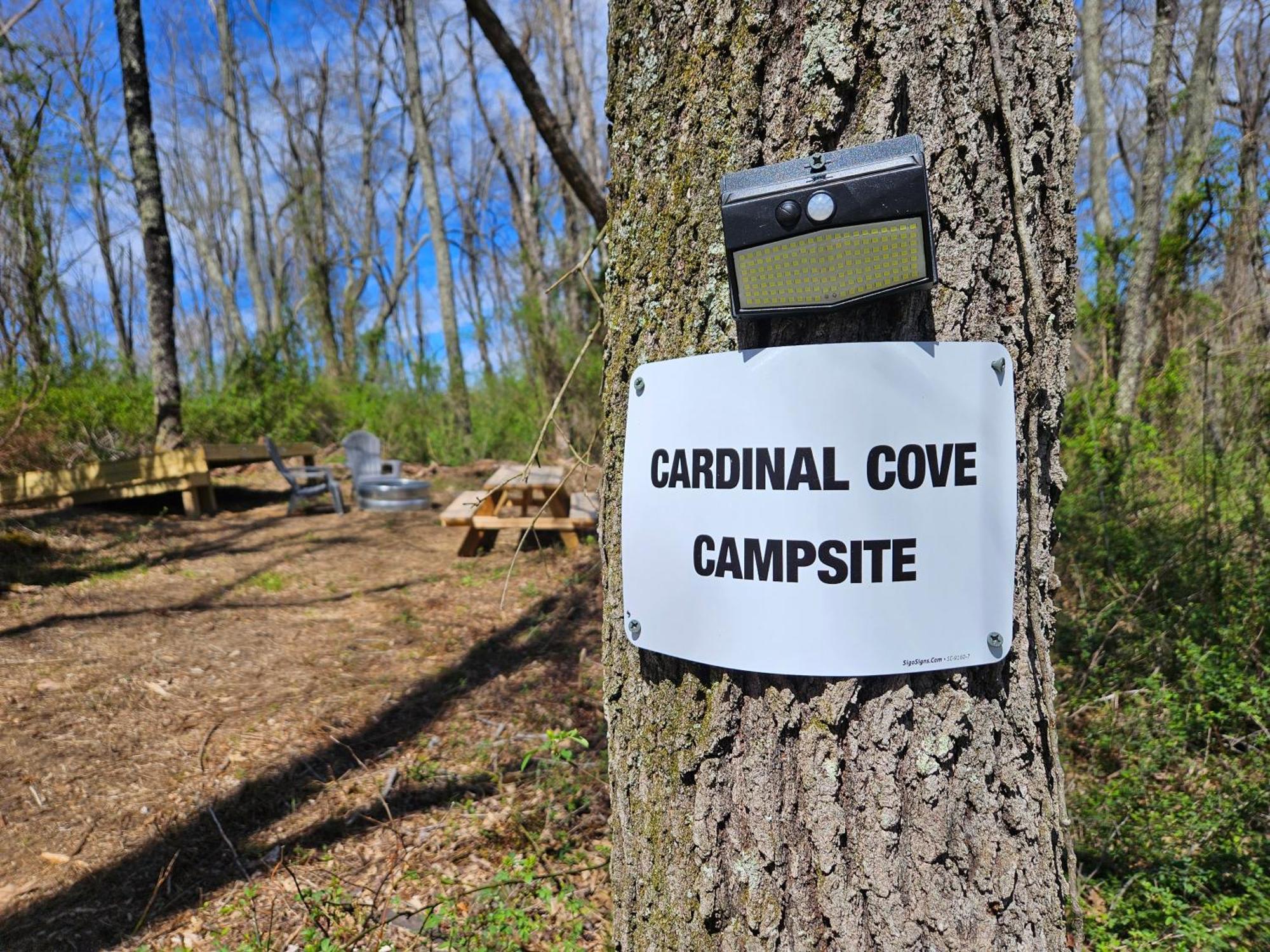 Cardinal Cove Campsite At Hocking Vacations - Tent Not Included Logan Dış mekan fotoğraf