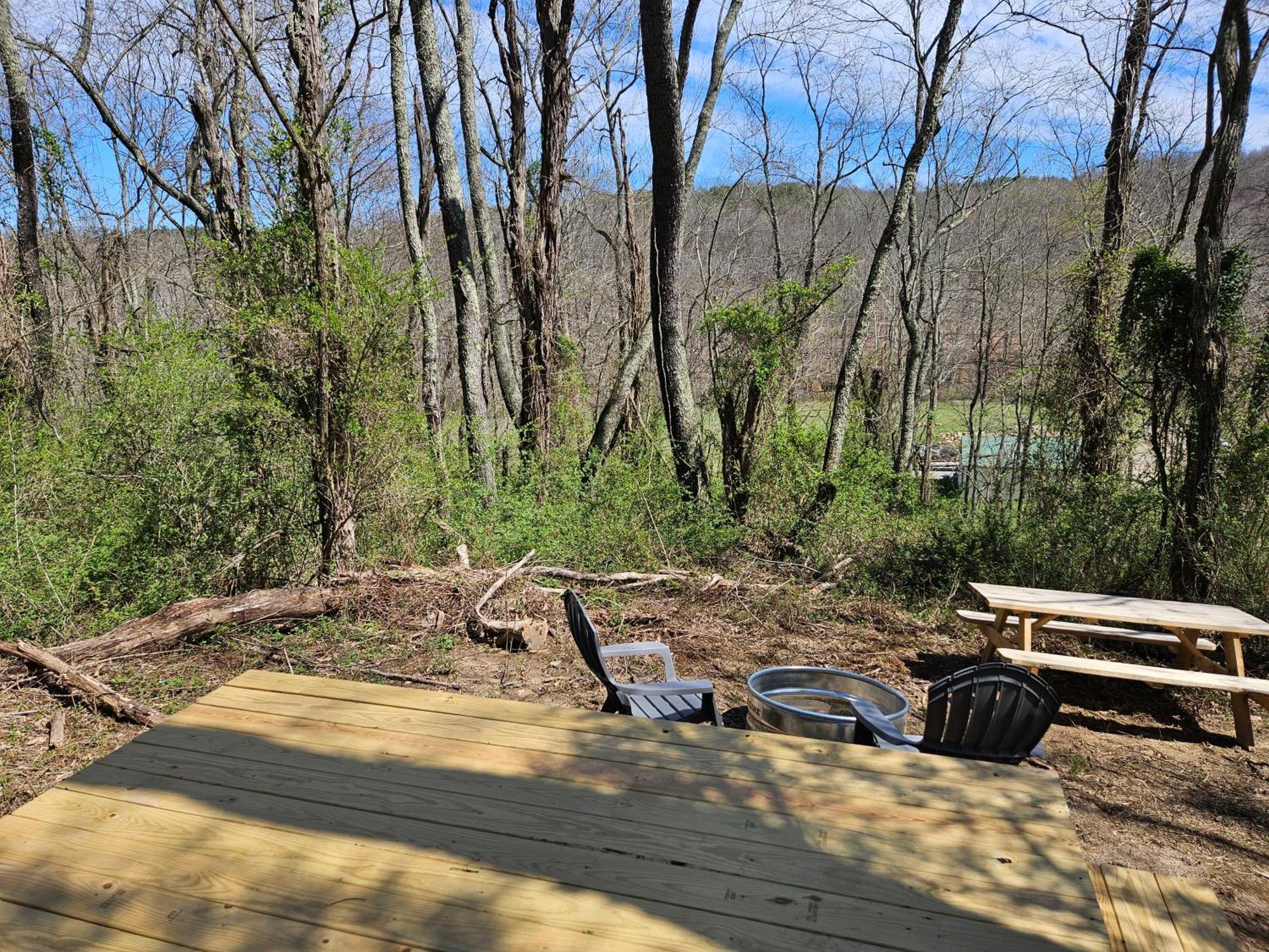 Cardinal Cove Campsite At Hocking Vacations - Tent Not Included Logan Dış mekan fotoğraf