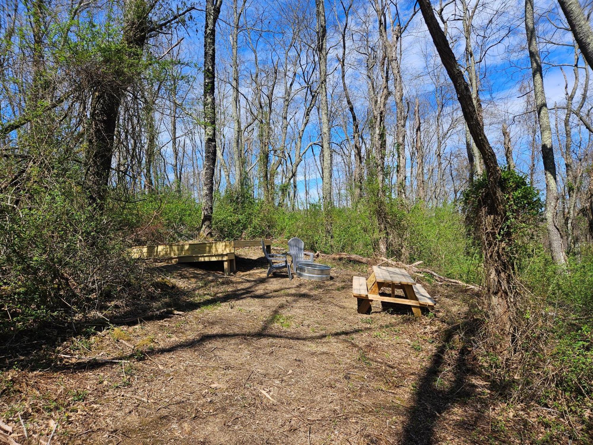 Cardinal Cove Campsite At Hocking Vacations - Tent Not Included Logan Dış mekan fotoğraf